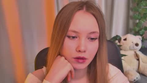 Snapshot of floralarsson chatting on 06-07-26, 10:19 hey there guys im Flora no not the one from WInx. But I love magical stuff and especially I love nature. I dont know I thin online show from 06-07-26, 10:19