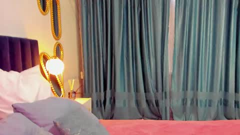 Snapshot of floralarsson chatting on 06-12-26, 10:25 hey there guys im Flora no not the one from WInx. But I love magical stuff and especially I love nature. I dont know I thin online show from 06-12-26, 10:25