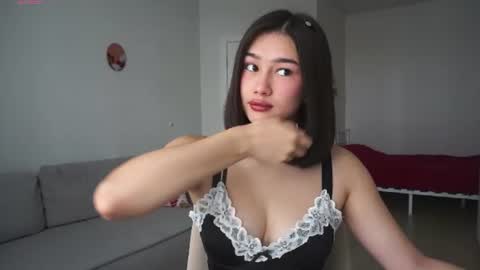 Snapshot of floralmuse chatting on 06-28-26, 05:13 Viola online show from 06-28-26, 05:13