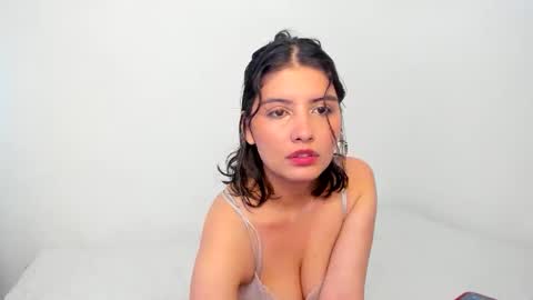 Snapshot of flordejamaica chatting on 11-10-25, 09:03 Tell me My Love online show from 11-10-25, 09:03