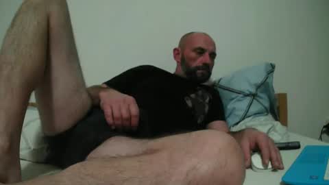 Snapshot of florekmilan chatting on 12-02-24, 08:44 florekmilan online show from 12-02-24, 08:44