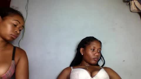 florencia011 online show from 02-20-25, 08:47