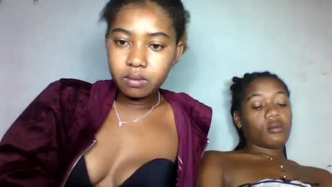 florencia011 online show from 03-08-25, 01:39