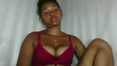 florencia011 online show from 12-04-25, 08:12