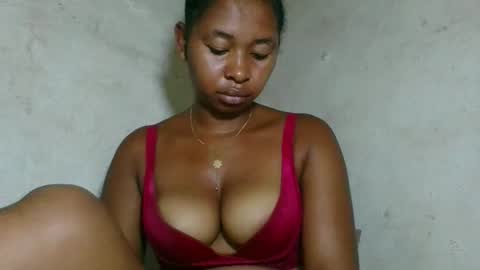Snapshot of florencia011 chatting on 05-01-26, 07:29 florencia011 online show from 05-01-26, 07:29