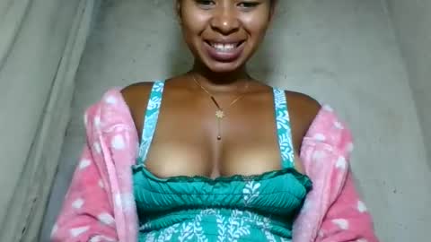 Snapshot of florencia011 chatting on 05-31-26, 05:09 florencia011 online show from 05-31-26, 05:09