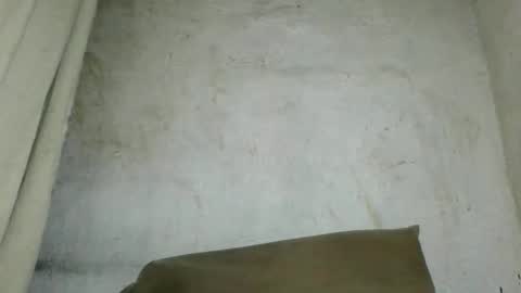 Snapshot of florencia011 chatting on 05-31-26, 06:09 florencia011 online show from 05-31-26, 06:09
