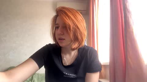 Snapshot of florentinamautone chatting on 12-15-25, 09:13 Julet online show from 12-15-25, 09:13