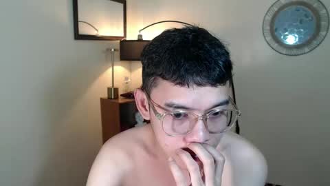 Snapshot of floriankeirxx_ chatting on 10-02-25, 01:12 floriankeirxx_ online show from 10-02-25, 01:12