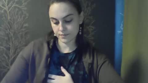 Ambika 3 online show from 04-13-26, 12:43