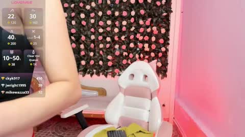 Dulce online show from 02-20-25, 04:57