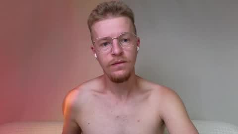 Alexander online show from 10-17-25, 04:04