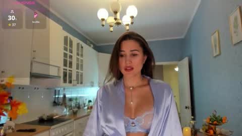 Nicole online show from 10-29-25, 12:07