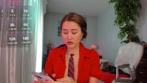 Nicole online show from 11-20-25, 03:28