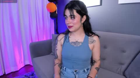 Snapshot of flower_smith_ chatting on 10-27-25, 11:47 Its a pleasure to meet you. Im Flower. Help me reach 1k. Follow me. online show from 10-27-25, 11:47