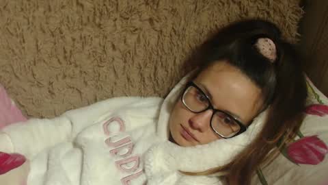 say meow and send tip  online show from 12-11-24, 07:46