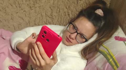 say meow and send tip  online show from 12-24-24, 10:39