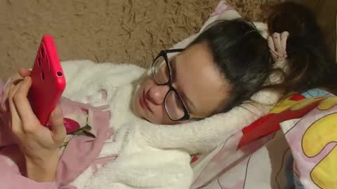 say meow and send tip  online show from 01-26-25, 02:03