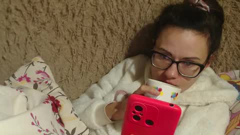 say meow and send tip  online show from 02-08-25, 10:08