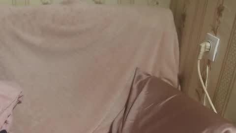 say meow and send tip  online show from 02-14-26, 02:03