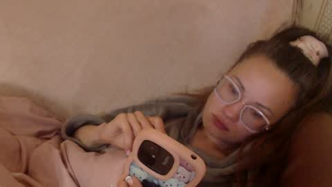 say meow and send tip  online show from 05-01-26, 06:01