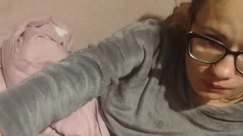 say meow and send tip  online show from 11-08-25, 05:34