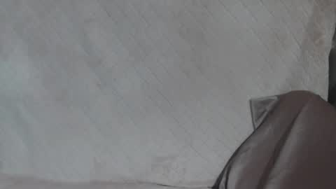 say meow and send tip  online show from 04-01-26, 06:16