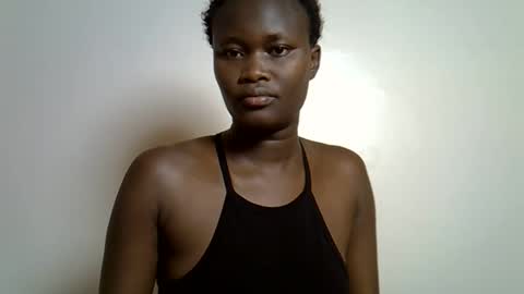 Snapshot of flowerdiva002 chatting on 10-29-25, 07:21 flowerdiva002 online show from 10-29-25, 07:21