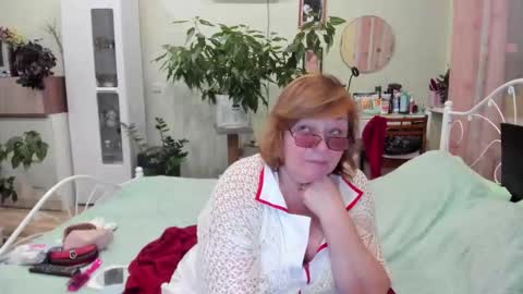 Snapshot of flowerlover8 chatting on 10-03-25, 07:00 Flowerlower online show from 10-03-25, 07:00