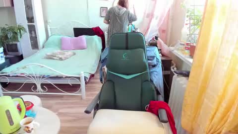 Snapshot of flowerlover8 chatting on 02-21-26, 08:15 Flowerlower online show from 02-21-26, 08:15