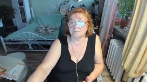 Snapshot of flowerlover8 chatting on 07-03-26, 06:36 Flowerlower online show from 07-03-26, 06:36