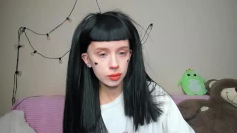 Flower online show from 09-20-25, 04:30