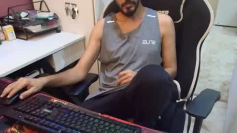 Snapshot of flowthefun chatting on 07-26-26, 01:40 flowthefun online show from 07-26-26, 01:40