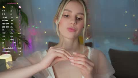 Adeline online show from 01-29-25, 12:13