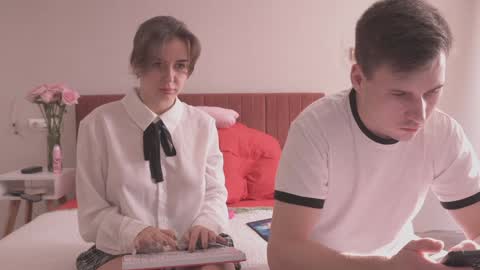 Snapshot of fluffy_hat chatting on 01-05-25, 09:05 Fluffy and Krut online show from 01-05-25, 09:05