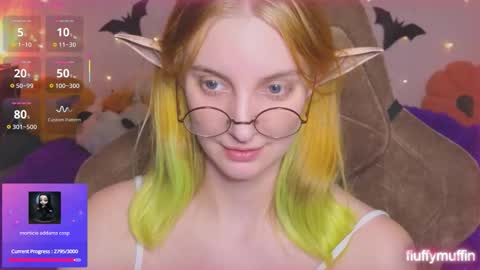 Snapshot of fluffy_muffin3 chatting on 10-16-25, 04:41 Agatha online show from 10-16-25, 04:41