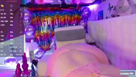 Snapshot of fluffy_rainbow_kity chatting on 07-05-26, 08:32 Fluffy Kity online show from 07-05-26, 08:32