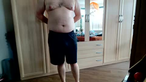 Snapshot of fluffybutt_ chatting on 06-13-26, 05:16 fluffybutt_ online show from 06-13-26, 05:16