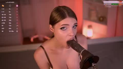 ask me online show from 10-28-25, 04:20