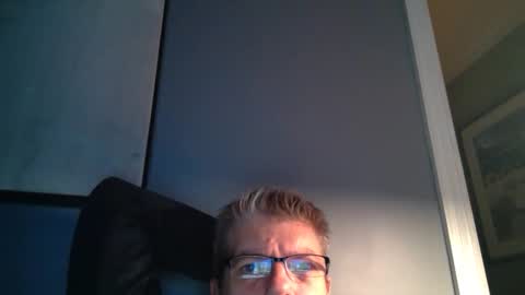 Snapshot of fluidconscience chatting on 12-06-24, 04:03 FluidConscience online show from 12-06-24, 04:03