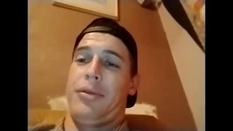 Snapshot of flybuy2525 chatting on 10-29-25, 04:04 flybuy2525 online show from 10-29-25, 04:04