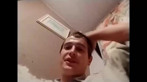 Snapshot of flybuy2525 chatting on 11-28-25, 05:15 flybuy2525 online show from 11-28-25, 05:15