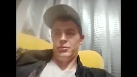 Snapshot of flybuy2525 chatting on 12-02-25, 04:07 flybuy2525 online show from 12-02-25, 04:07