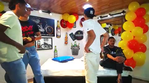 flyckers online show from 01-20-25, 06:43