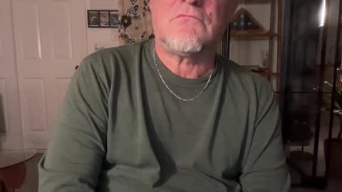 fnkywht60smthng_ online show from 02-17-26, 05:48