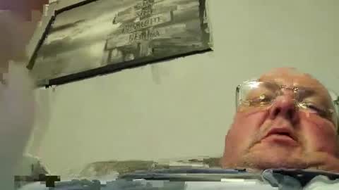 Snapshot of focusfuker chatting on 01-11-25, 01:37 focusfuker online show from 01-11-25, 01:37