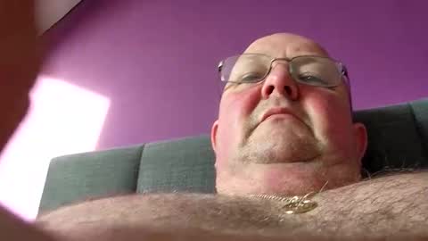 Snapshot of focusfuker chatting on 11-26-25, 01:01 focusfuker online show from 11-26-25, 01:01