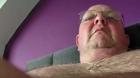 Snapshot of focusfuker chatting on 11-28-25, 01:36 focusfuker online show from 11-28-25, 01:36