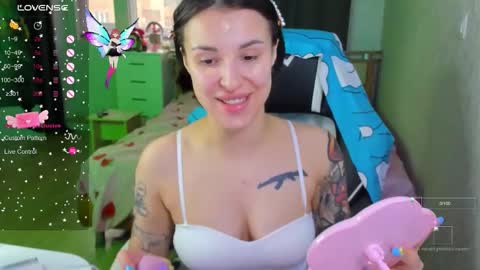 Snapshot of folinskaayaa chatting on 12-04-25, 05:17 folinskaayaa online show from 12-04-25, 05:17