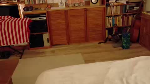 Snapshot of foolforyoubabe chatting on 12-15-25, 08:24 cum together online show from 12-15-25, 08:24